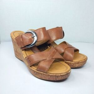 B.O.C Womens size 8 Chunky strap side buckle slip on Wedge Brown Leather sandals